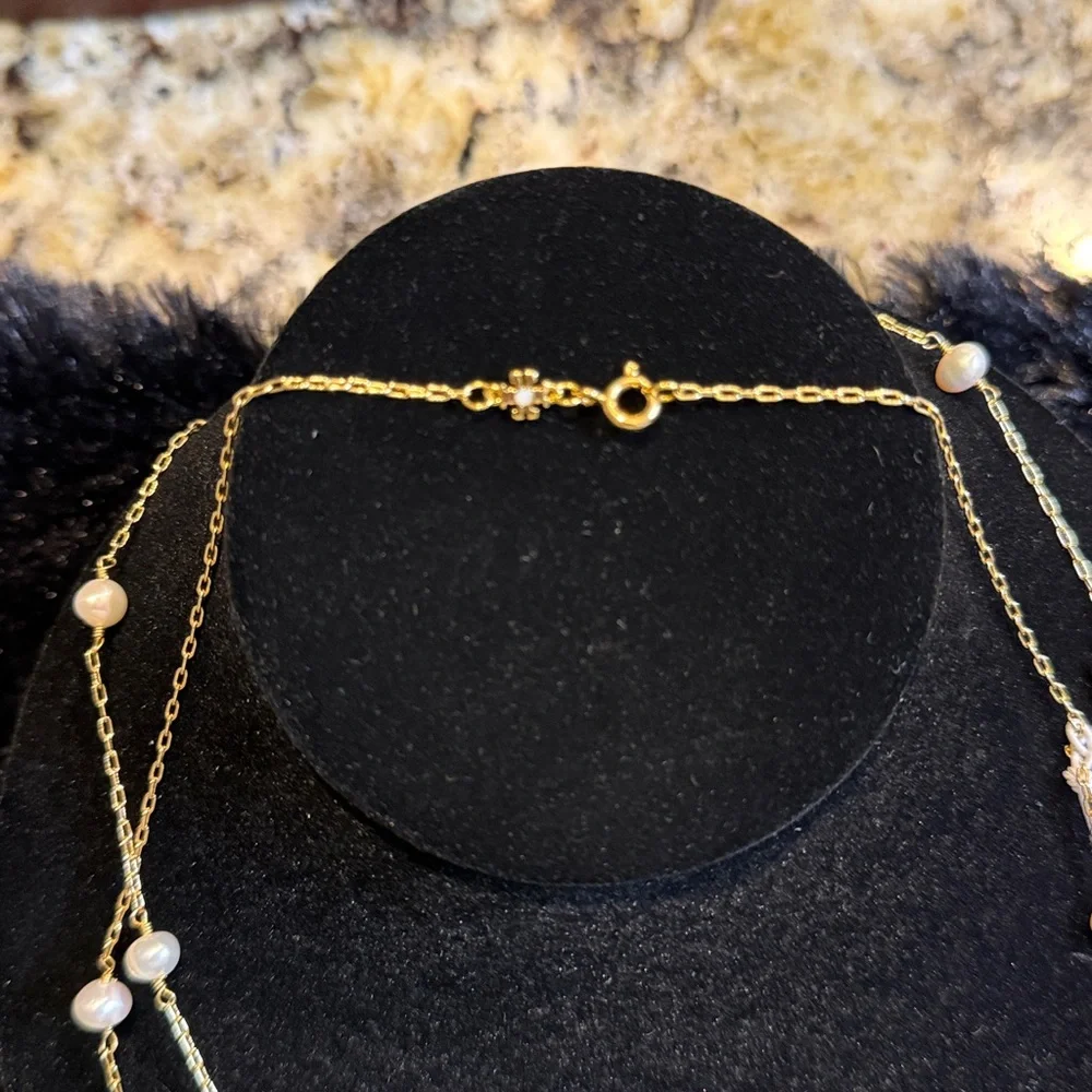 Tory Burch Gold and Pearl Necklace 22in drop - Picture 4 of 4